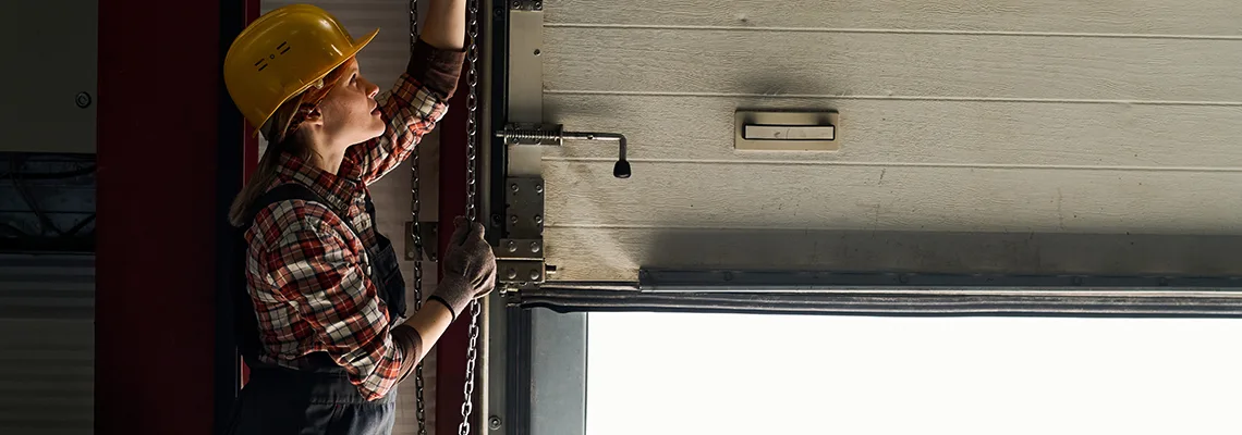 Overhead Garage Door Technician in Grimsby, ON
